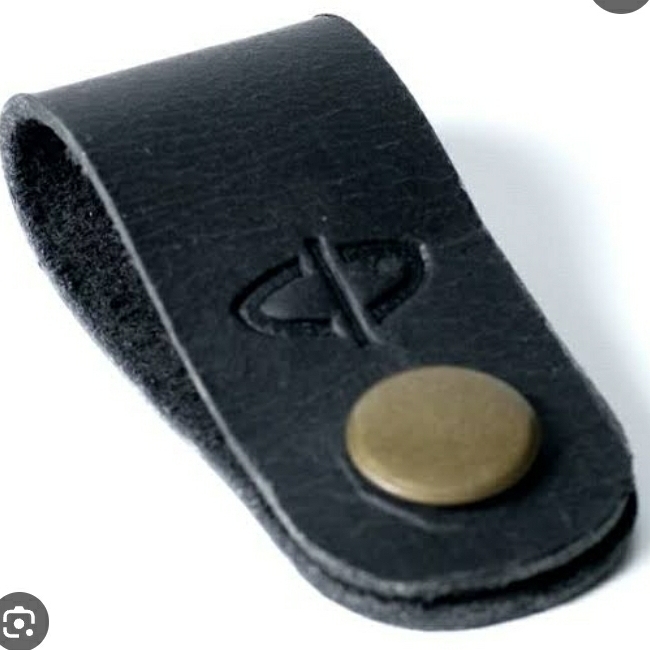 Porta cabos em couro